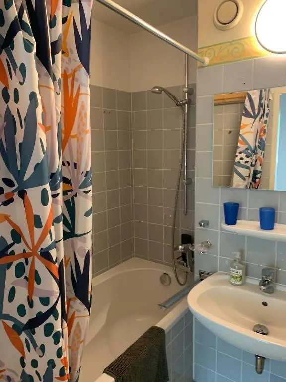 501 Schlafzimmer, Wohnzimmer, Kueche Und Bad Mit Bergblick Bad Reichenhall