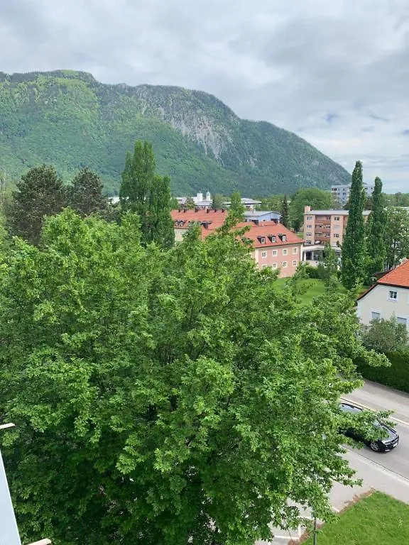 Apartment 501 Schlafzimmer, Wohnzimmer, Kueche Und Bad Mit Bergblick Bad Reichenhall Germany